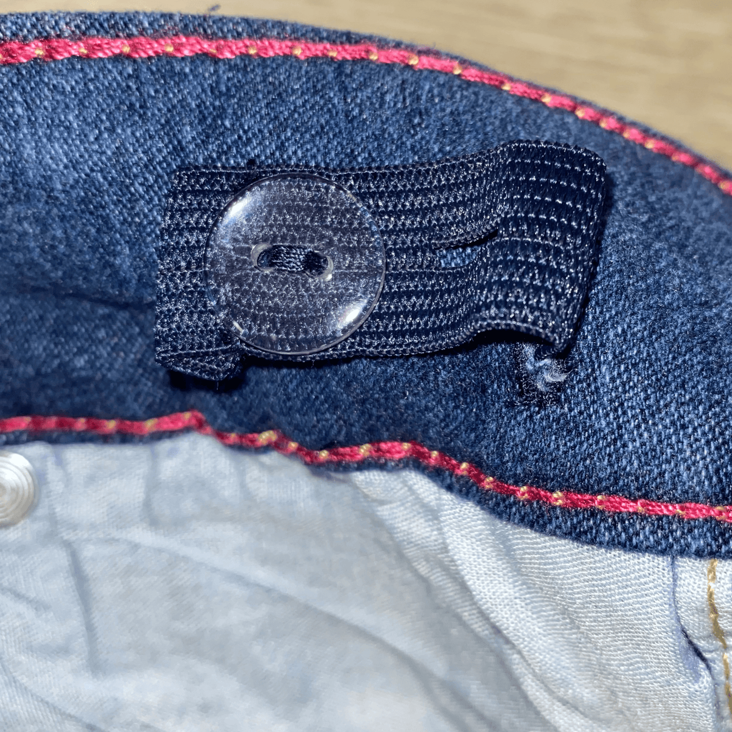 These jeans feature an adjustable waist.